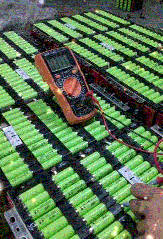 大量回收新能源汽车电池包