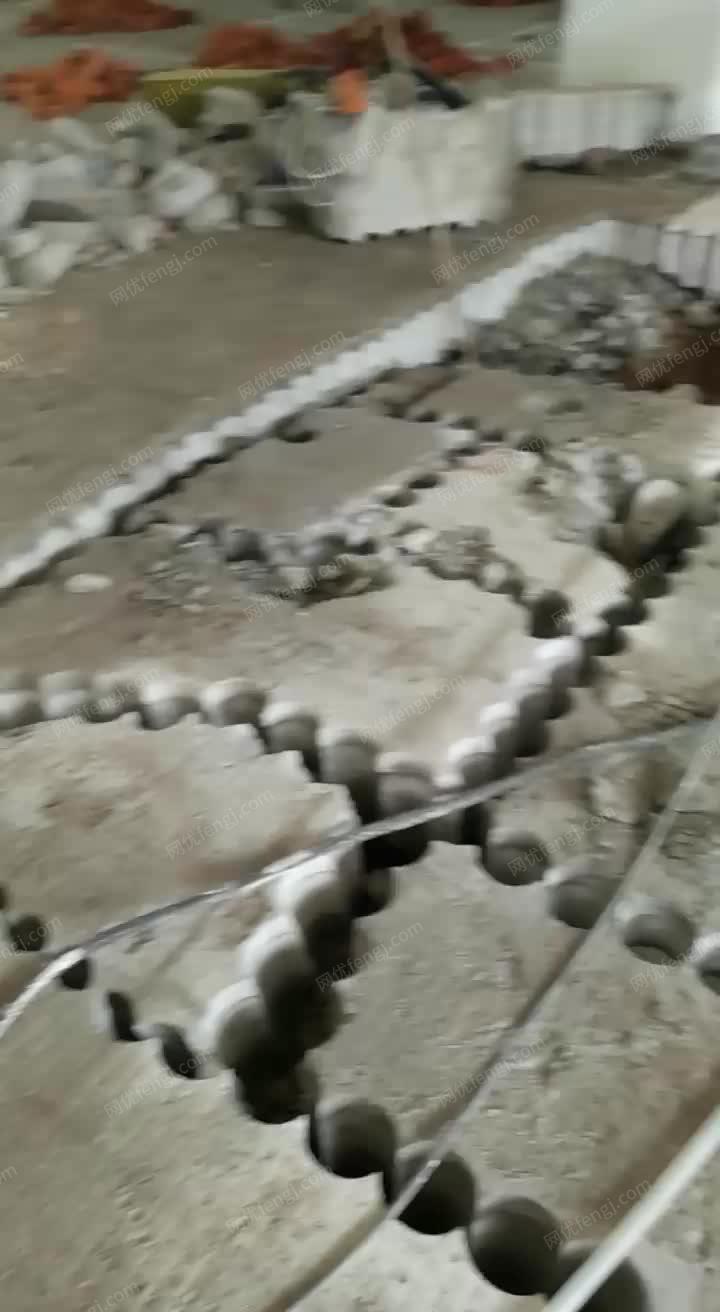 拆除出渣 视频