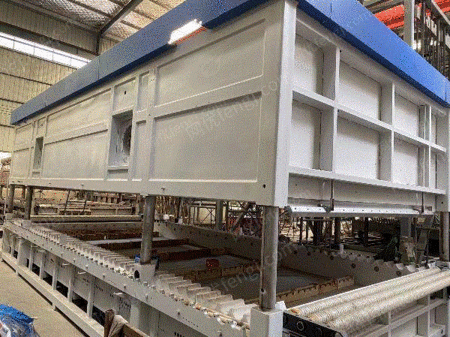 中古ガラス設備を譲渡ランディの強化炉複数基