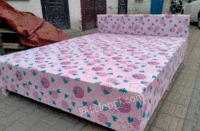新疆伊犁出售各种尺寸的双人床单人床