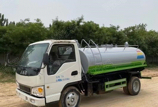 山东滨州低价转让95新二手吸粪车