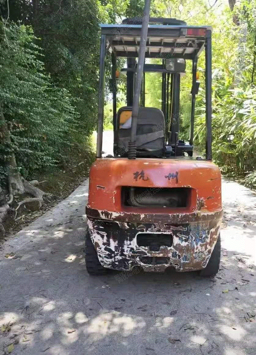 二手叉车出售