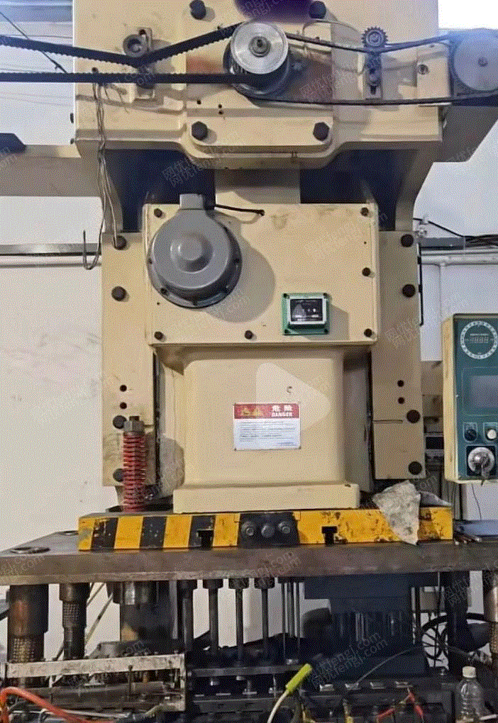 二手冲床出售