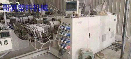 2020年に通達1出4管材の高速押出機を低価格で販売河北省