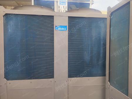 二手風(fēng)冷熱泵機組出售