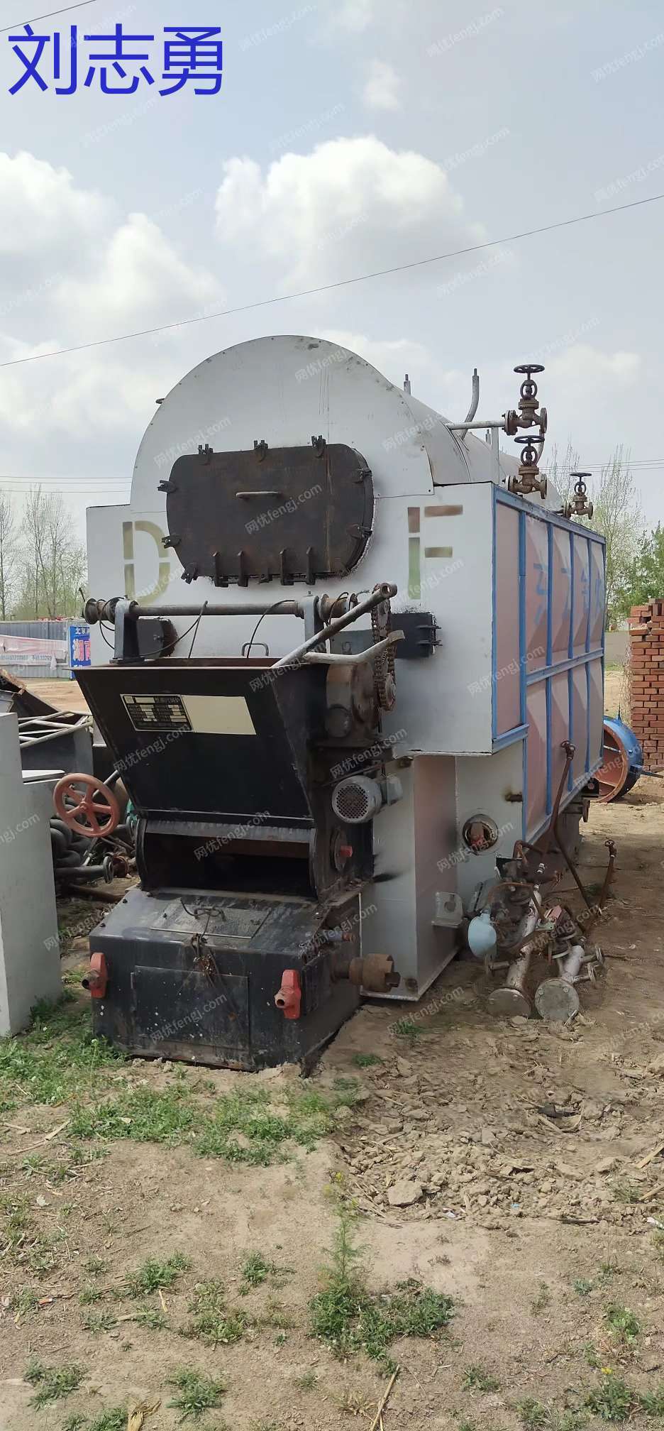 Sell 1 ton coal-fired steam boiler, 90% new, with complete accessories.