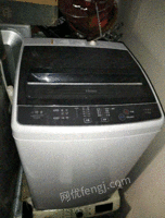 黑龙江哈尔滨转让海尔全自动洗衣机6公斤，可以洗大件，正常使用，免费送货。