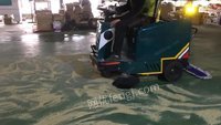 小型驾驶式1050款电动扫地车 公园景区街道垃圾