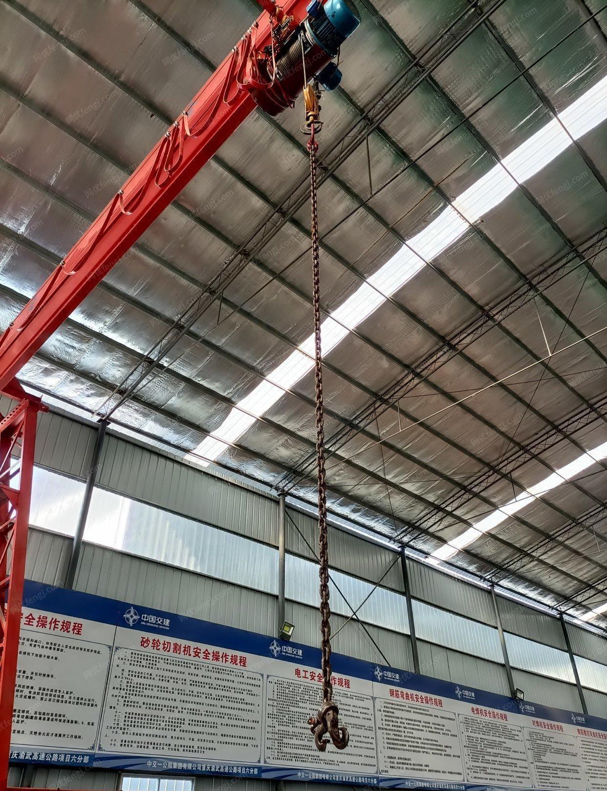 重庆合川区5吨龙门吊出售，宽25米，有效高度9米