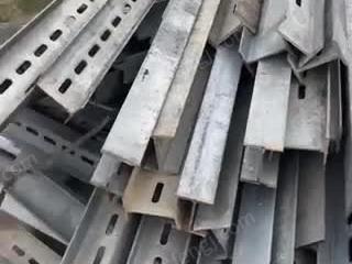 长期大量回收废铁废铝废铜