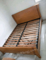 广东广州转让多张1.2米，1.5米，1.8米的床和床垫！