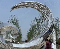 九江城镇主题不锈钢浪花鱼群雕塑水波纹造型效果摆件