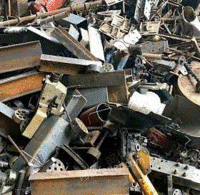 大量回收各类废铁　废纸箱