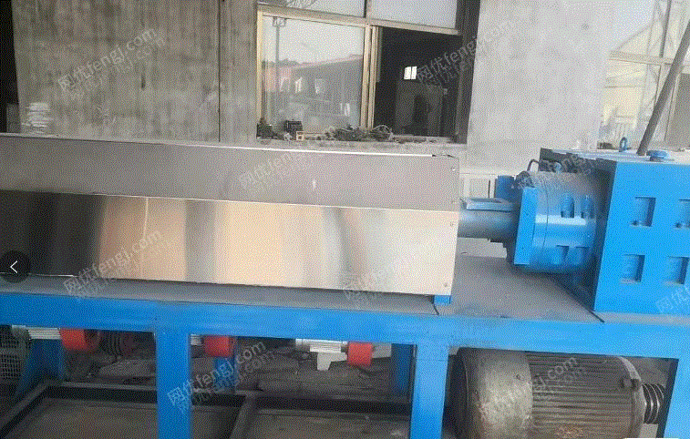 二手擠出片材機出售