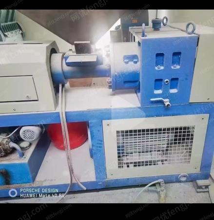 二手造粒設(shè)備出售