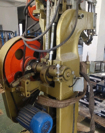 二手皮具制品设备出售