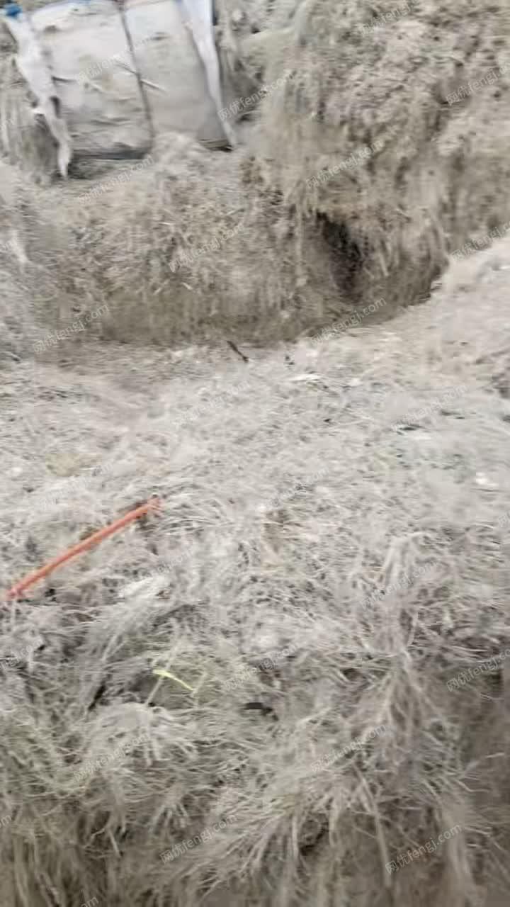 出售大量塑料碎料打包块 视频