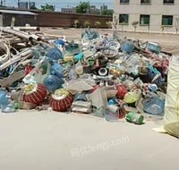 大量回收各种废塑料