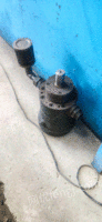 广西南宁100吨折弯机油泵出售，正常使用，需要的联系！