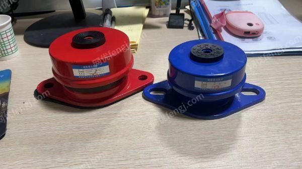 厂家直销ZD型阻尼弹簧减震器坐装风机减振垫 工业噪声控制设备出售