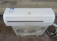 广东惠州出售95成新原装伊莱克斯1.5匹冷暖空调1550元，制冷效果好，没修过