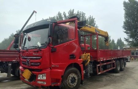 二手汽车吊/随车吊出售