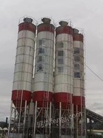 出售闲置水泥罐，8个150吨，直径3.2米，出料高度4米5，12个150吨直径3.2米，出料口高4～5米