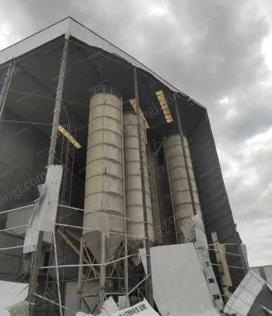 二手水泥罐车出售