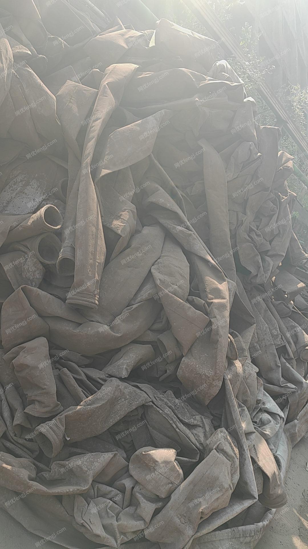 拆迁商供应供应铁丝网100吨　防尘布袋100多吨　在云南玉溪