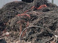 长期大量回收废旧电缆