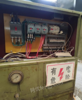 重庆江北区转让四柱Y32一500液压机一台