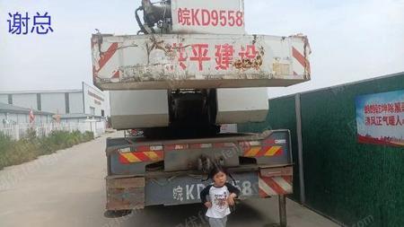 二手汽车吊/随车吊出售