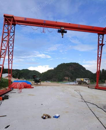 二手龙门吊出售