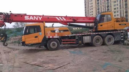 二手汽车吊/随车吊出售