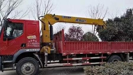 二手汽车吊/随车吊出售