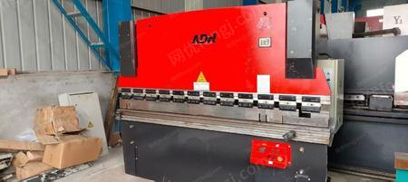 二手折弯机出售