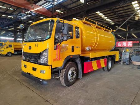 二手汽车吊/随车吊出售