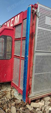 二手建筑施工電梯出售