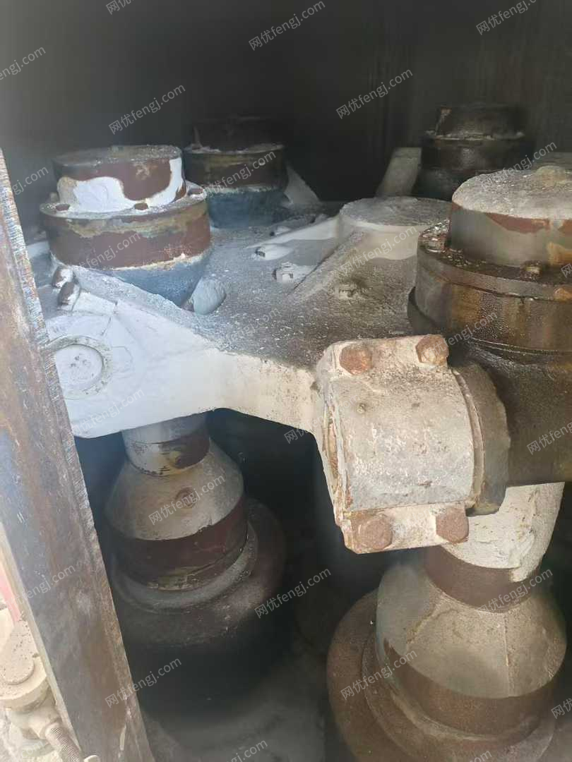 石粉加工厂处理配电箱,除尘器等20年桂矿GK2150型摆式磨粉机全套