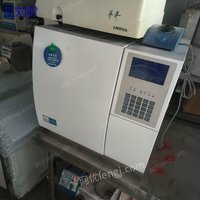 出售各种冷冻离心机等实验设备