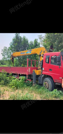 二手汽车吊/随车吊出售