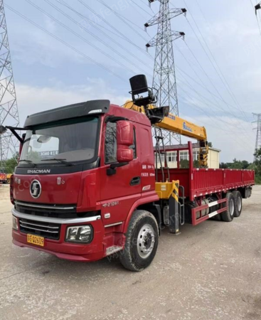 二手汽车吊/随车吊出售