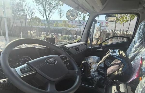 厢式货车/集装箱车出售