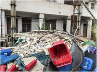 2��9�մ��������ɽ�аټε���ó��˾Ժ�ڵķϾ��ܸ֡�PVC������